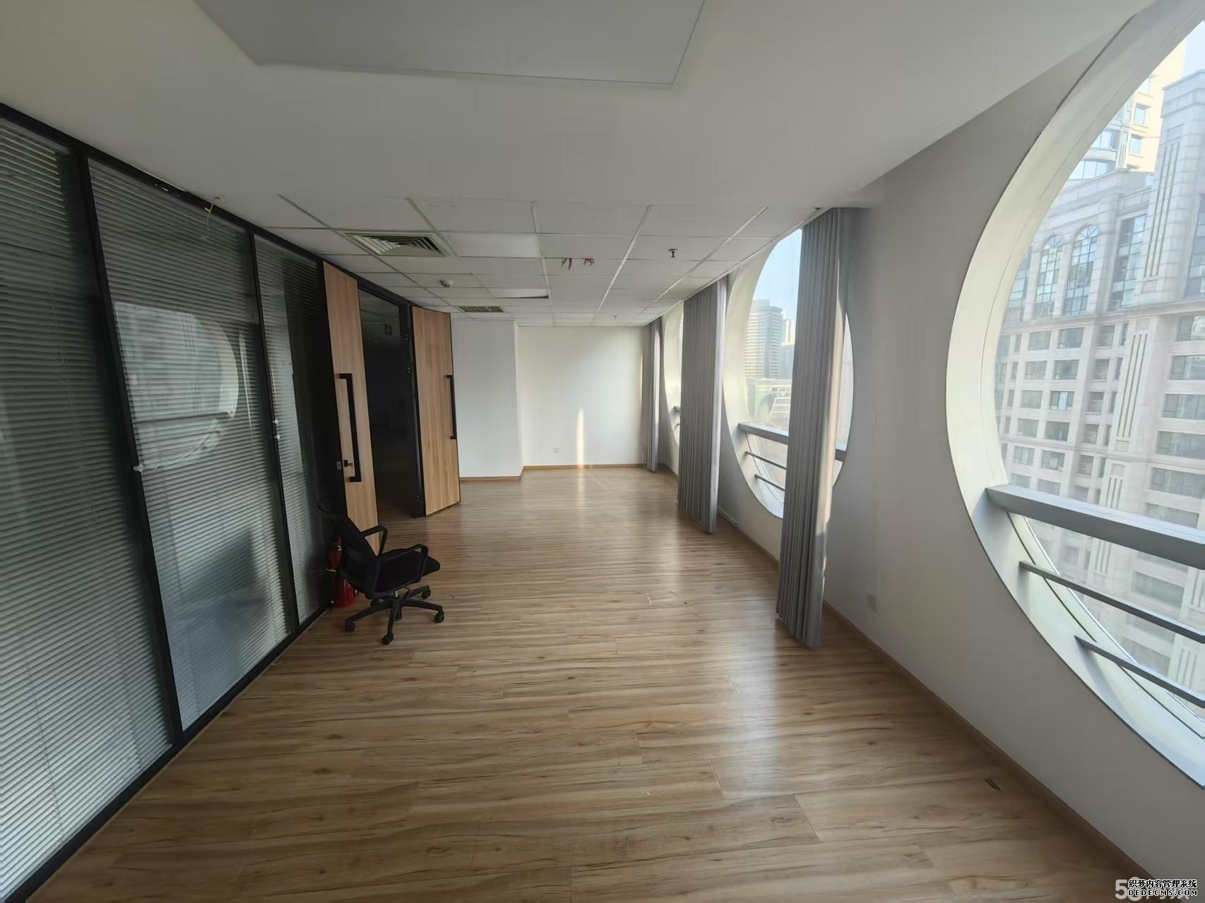 让利于民：多地推行公共停车位全年免费